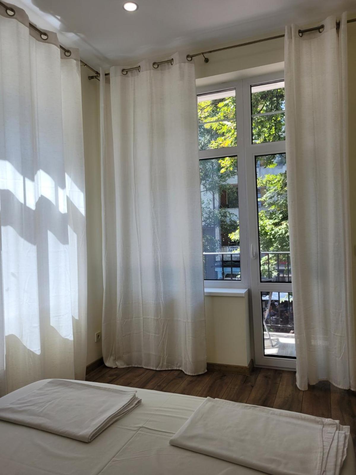The House - Central Boutique Apartments Kjustendil Værelse billede